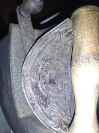 Plancha de carbón antigua N°6