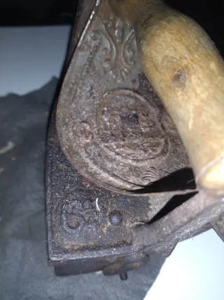 Plancha de carbón antigua N°6