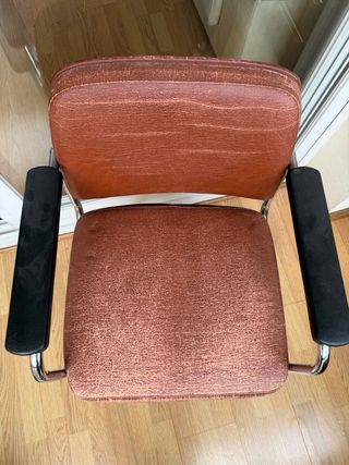 Sillón marrony negro con brazos