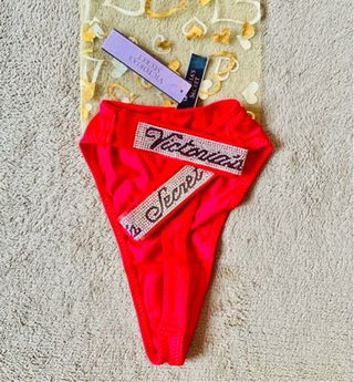 Tanga Victoria's Secret Rojo Talla Única