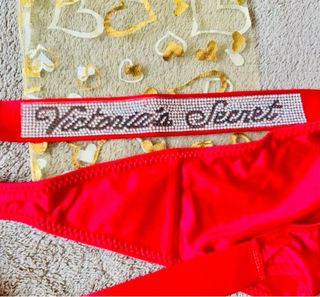 Tanga Victoria's Secret Rojo Talla Única