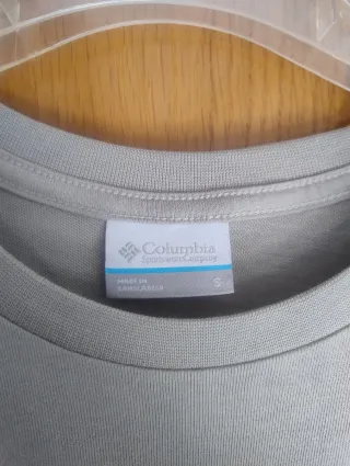 Camiseta Columbia