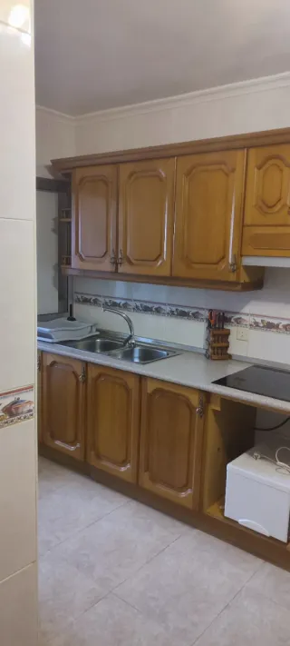 Muebles de cocina de madera ,como nueva