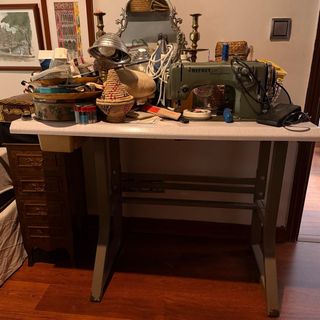 Máquina de coser Refrey y remalladora