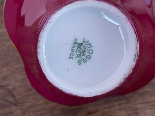 Cestino decorativo in ceramica con manico dorato