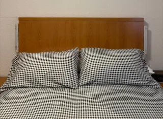 Cabezal de cama 135cm madera y tela