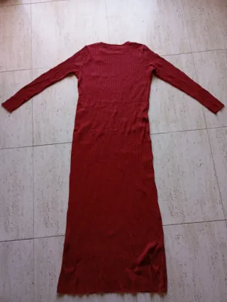 Vestido largo de punto rojo
