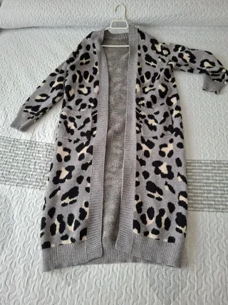 Chaqueta Larga Animal Print Gris