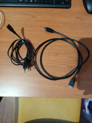 PlayStation 3 Slim 500GB + 13 Juegos