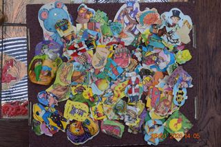 Cromos troquelados variados