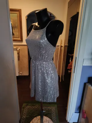 Abito elegante argento e bianco