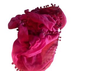 Foulard rosa con pomponcini