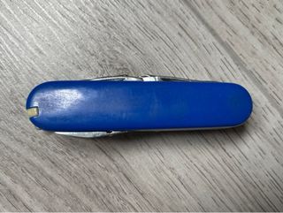 Coltellino svizzero blu 13 inserti