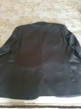 Completo uomo grigio scuro