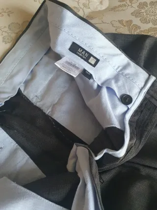 Completo uomo grigio scuro