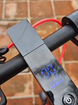 Patinete Eléctrico AOVOPRO ES80 Nuevo