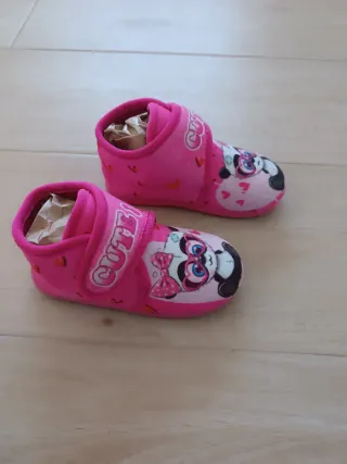 Zapatillas casa niña panda rosa
