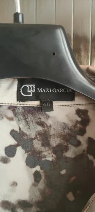 Camisa de raso estampada mujer