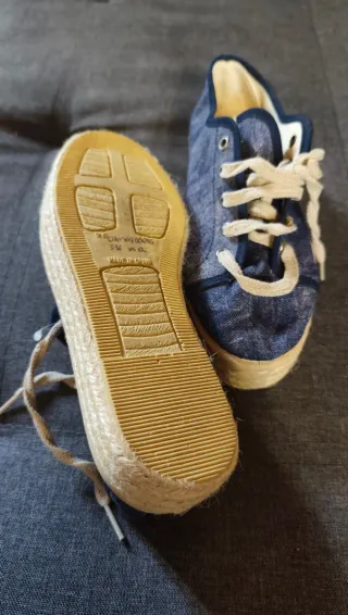 Zapatillas vaqueras y esparto