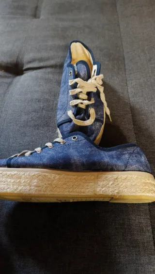 Zapatillas vaqueras y esparto