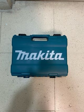 Taladro Makita 18V + Cargador y Maleta