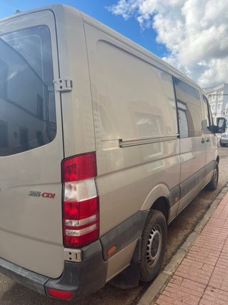 Mercedes-Benz Sprinter 2009