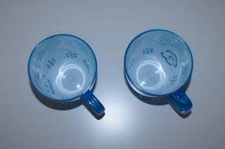 Conjunto 2 Canecas Azuis com Desenhos