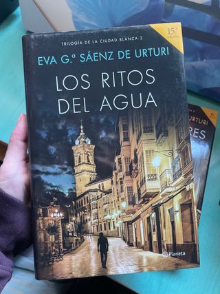 El silencio de la ciudad blanca: Trilogia de la...