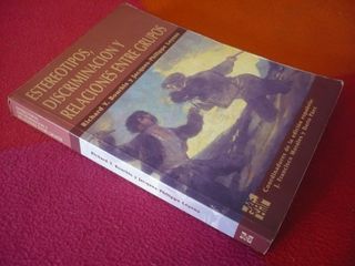 ESTEREOTIPOS DISCRIMINACION RELACIONES ENTRE GRUPO