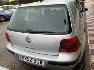Volkswagen Golf 1.6 16v