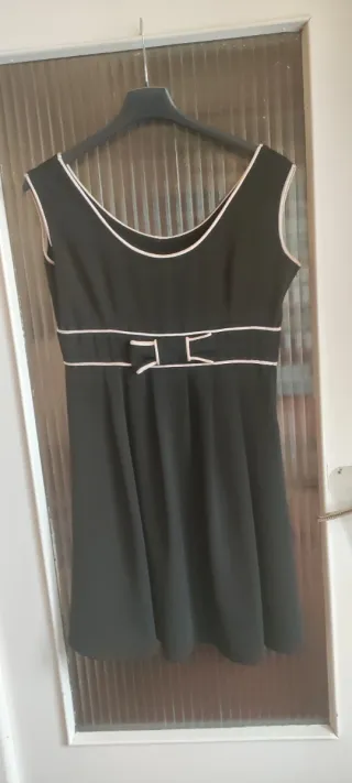 Vestido fiesta negro con chaqueta