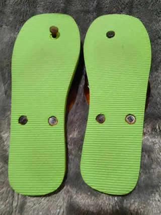 Manoletinas y chanclas talla 39