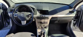 Opel Astra 2007