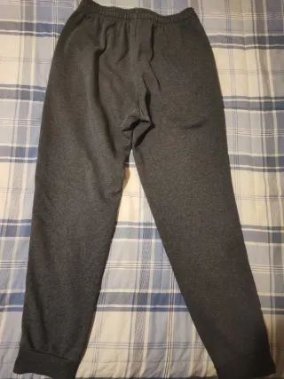 Pantalones Adidas Gris Oscuro talla M hombre