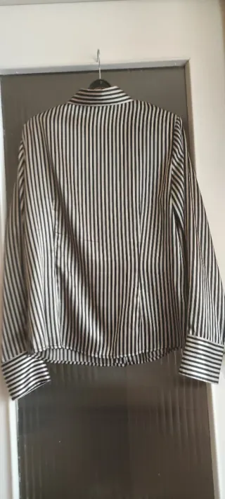 Camisa rayas blancas y negras mujer