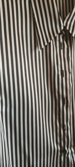 Camisa rayas blancas y negras mujer