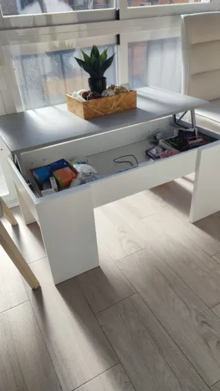 Mesa baja salón gris y blanca