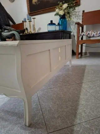 Mueble TV blanco roto y madera