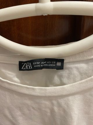 Camiseta Zara blanca corta
