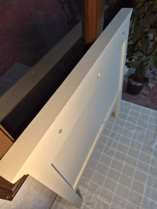 Cabecero de madera blanco