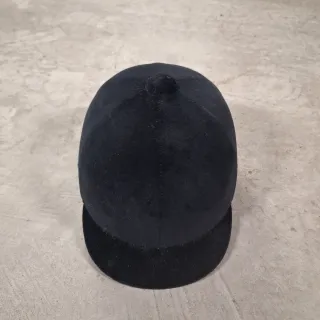 Casco de equitación negro