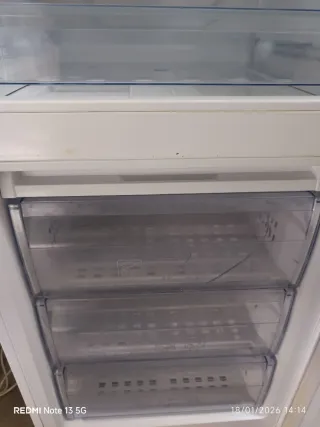 Nevera Beko Blanca 185×60