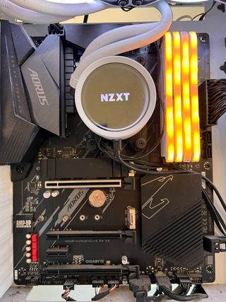 PC Ryzen 5 5600G 32gb RAM 1TB SSD Kraken