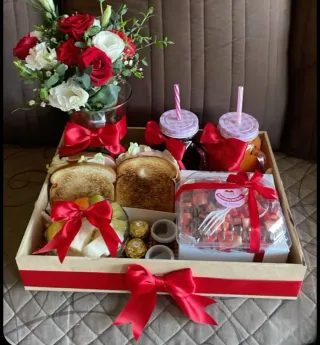 Ventas de arreglos y desayunos para el dia 14febre