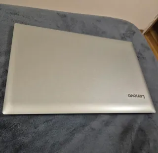 Portátil Lenovo i3-7100u,20GB ddr4,SSD500GB,17.3"