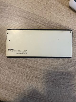 Calculadora Casio FX-880P pero le falta la bateria
