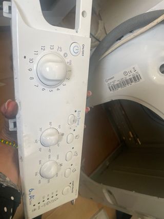 Placa Electrónica Lavadora Indesit IWC6105