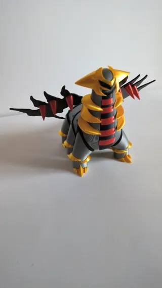 Giratina Figura (Forma Modificada)