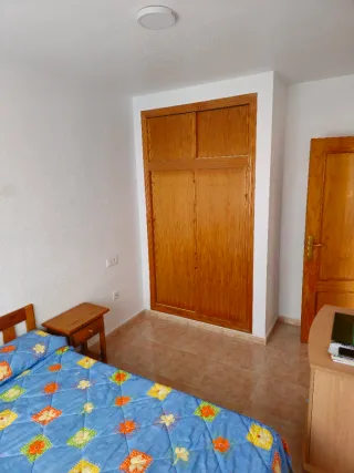 PARTICULAR Apartamento céntrico y luminoso.