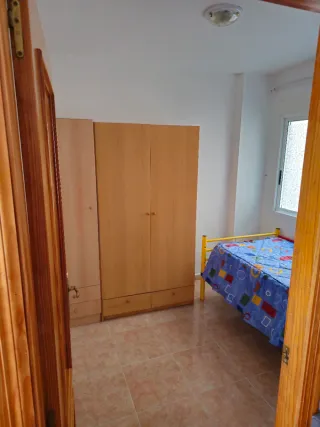 PARTICULAR Apartamento céntrico y luminoso.